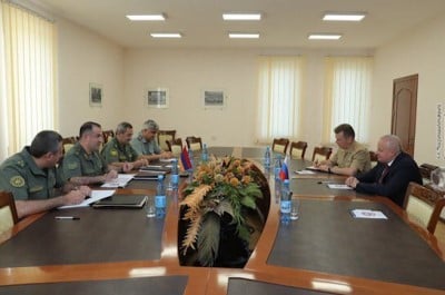 ԶՈՒ գլխավոր շտաբի պետն ու ՀՀ-ում ՌԴ դեսպանը քննարկել են տարածաշրջանային անվտանգությանն առնչվող հարցեր