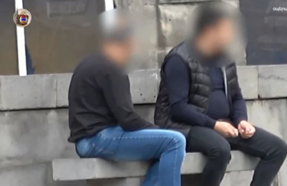 В Армении мужчина пытался получить взятку за якобы освобождение пленного солдата