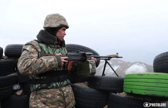 Секретарь Совбеза Армении допустил возможность новой военной провокации Азербайджана
