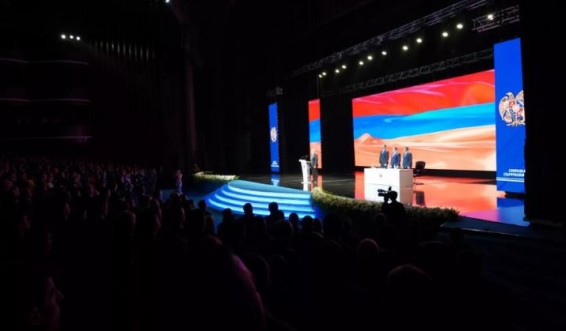 Изъяты камеры: правоохранители изучают подлог выборов правления партии Пашиняна - СМИ