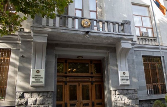 В отношении дочери экс-начальника Полиции Армении Владимира Гаспаряна начато уголовное преследование
