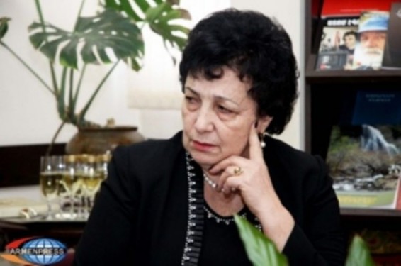 Քանի դեռ ունենք նման բարերարներ, թշնամու արկերը չեն կարող ծնկի բերել Արցախը