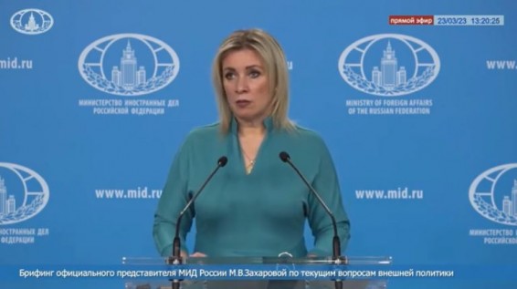 Захарова не прокомментировала слова Блинкена о подписании мирного соглашения между Ереваном и Баку