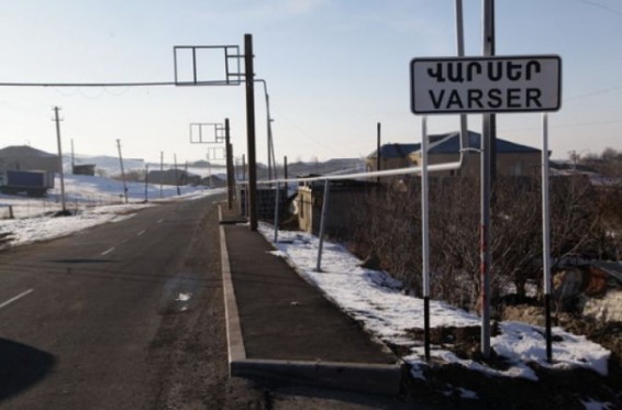 Քիչ են, բայց ընտրության գնացող կա. թեկնածուի ուսանողականի վթարի հետևանքով 18-ամյա ուսանողուհուն կորցրած Վարսերը գյուղապետ է ընտրում