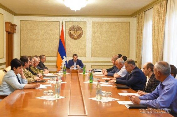 Արայիկ Հարությունյանն Անվտանգության խորհրդի նիստ է հրավիրել․ օրակարգում Արցախի շուրջ ստեղծված իրավիճակի հարցն էր