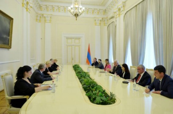 ՀՀ նախագահը Սլովենիայի խորհրդարանի նախագահին մանրամասներ է ներկայացրել ԼՂ հակամարտության բովանդակության վերաբերյա