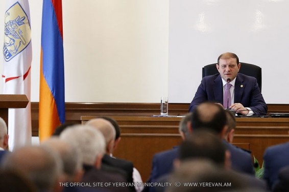 Video. Հանձնարարվել է «Սանիթեք» ընկերության հետ համատեղ կարգավորել աղբամանների տեղադրման վայրերի ընտրության հարցը