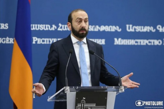 Глава МИД Армении: блокирование Лачинского коридора нарушает международные гуманитарные нормы и права человека