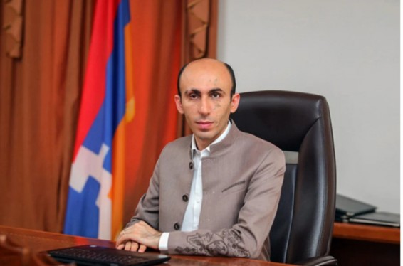 Վերջին 15 րոպեների ընթացքում Ստեփանակերտում տասնյակ պшյթյուններ են հնչել․ Արտակ Բեգրալյան