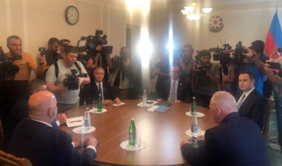 Եվլախում ընթանում է Լեռնային Ղարաբաղի և Ադրբեջանի ներկայացուցիչների հանդիպումը