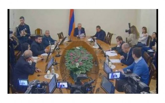 «Грапарак»: Когда будет готов отчет комиссии парламента Армении по расследованию войны?