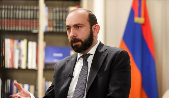 Вопросы есть, но ведется диалог: глава МИД Армении - об отношениях с Россией