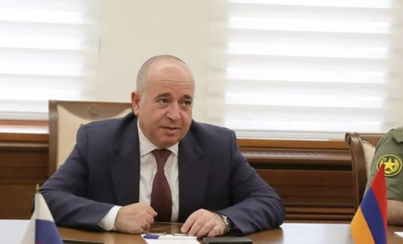 Россия всегда защищала Армению на переговорах с Азербайджаном: экс-глава Минобороны