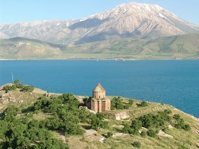 «Փաստ». «Արևմ­տյան Հա­յաս­տան» ձև­ա­կեր­պումն էլ է ար­դեն ար­գել­վա՞ծ