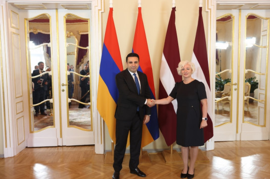 Ալեն Սիմոնյանը խնդրել է Դաիգա Միերինյայի աջակցությունն՝ Ադրբեջանում պահվող հայ գերիներին հայրենիք վերադարձնելու հարցում