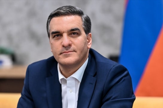 Չպետք է թույլ տալ, որ Սահմանադրությունը գործող քաղաքական իշխանությունը դարձնի քաղաքական սակարկությունների առարկա. Արման Թաթոյան