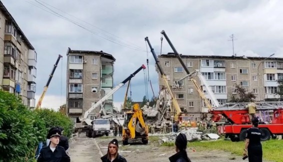 Мэр Нижнего Тагила объявил 3 августа днём траура по погибшим при обрушении дома