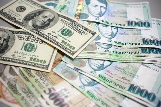 Օգոստոսի 4-ին փոխանակման կետերում դոլարի և ռուբլու ոխարժեքները նվազել են եվրոյինը՝ աճել