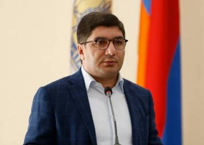 Սուրեն Գրիգորյան, ես խորհուրդ կտամ ձեր WhatsApp-ի հավելվածը ջնջեք, դա շաքարի բուն է. Ավագանու ընդդիմադիր անդամ