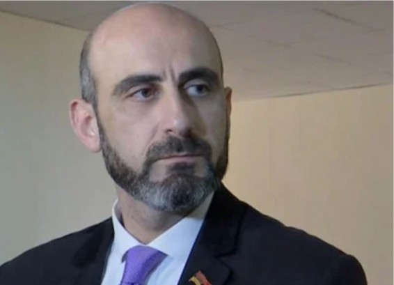 «Հրապարակ». Առանց մեռել «պանիխիդա»՝ Ազգային ժողովում. վոժդն» անկանխատեսելի ու վտանգավոր է դարձել