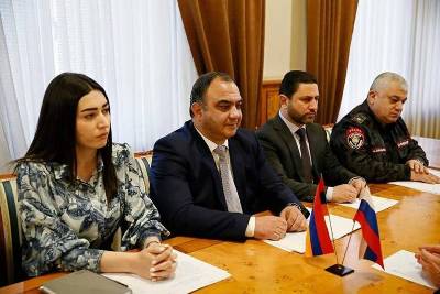 «Հրապարակ». Ամենակարևորը ՆԳՆ-ի հարցն է. Փաշինյանը միանձնյա նշանակումներ է անելու. Իսկ թիմը բուռն քննարկումների մեջ է