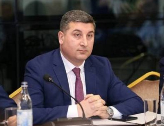 «Հրապարակ». Ով կփոխարինի Գնել Սանոսյանին. Փաշինյանը «գլխատում» է ավինյանական «կուտոկին»