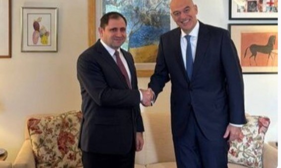 Հայաստանի և Հունաստանի պաշտպանության նախարարներն անդրադարձել են երկու երկրների համագործակցության ներկայիս կարգավիճակին
