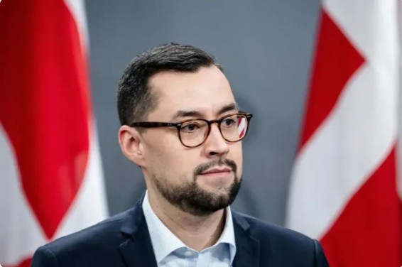 Премьер-министр Гренландии заявил, что остров не хочет быть частью США