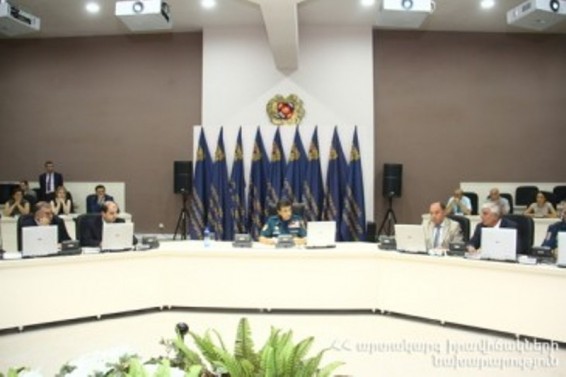 Խորհրդակցություն ԱԻՆ-ում