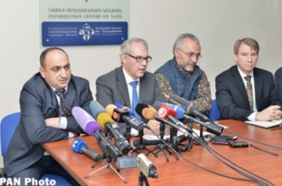 ՆԱՏՕ-ն Հայաստանի հետ քննարկել են Լեռնային Ղարաբաղին վերաբերող հարցեր.Ուիլյամ Լահյու