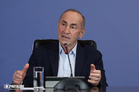 Մենք փորձում ենք մեր ուղղվածությունը, աշխարհաքաղաքական վեկտորը փոխել դեպի այն կենտրոն, որն ակնհայտ թուլանում է, և հեռանում ենք այն վեկտորից, որն ակնհայտ ուժեղանում է. Երկրորդ նախագահ