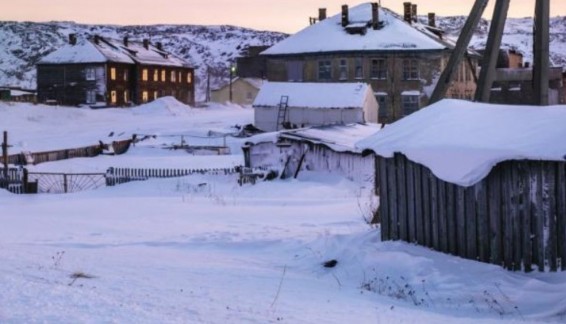 Երկաթե լինգով բացել է տան պատուհանը, մտել ներս և հափշտակել զարդատուփ