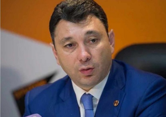 Արա', դուք սկի Ալիևի ախրանիկի հորեղբոր աղջկա թաշկինակին չեք կարա  ձերբակալեք, Պուտինին ո՞նց կարաք. Շարմազանով