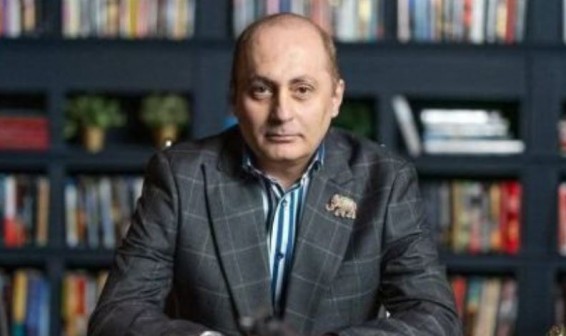 Суд в Лас-Вегасе оставил скандально известного видеоблогера Вардана Гукасяна под стражей