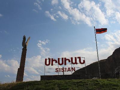 Սիսիանի ավագանու ընդդիմադիր 7 անդամ դիմել է դատարան. նրանց լիազորութունները դադարեցվել են. «Հետք»