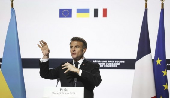 Макрон: миротворцы, которых хотят направить на Украину, могут дать военный ответ
