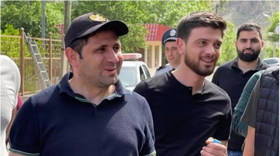 Не служивший в армии шафер Папикяна присутствовал на аттестации высших офицеров - СМИ