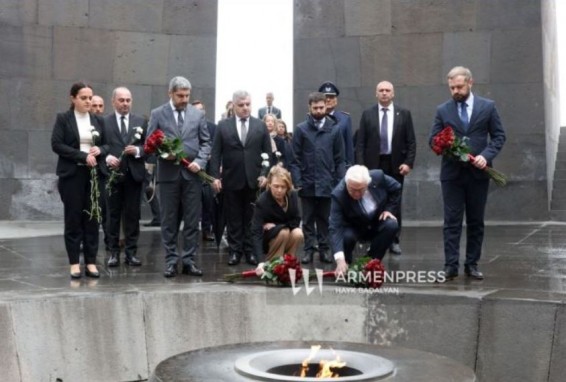 Делегация, возглавляемая президентом Германии, посетила Мемориальный комплекс Цицернакаберд