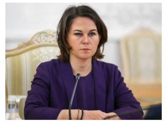 Глава МИД Германии в девятый раз приехала в Киев