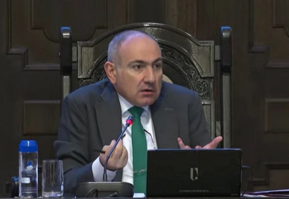 Пашинян признал, что правительство проводит неправильную кадровую политику из-за глубокого кадрового кризиса в стране