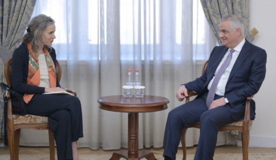Մհեր Գրիգորյանն ու Մագդալենա Գրոնոն քննարկել են սահմանազատման գործընթացը