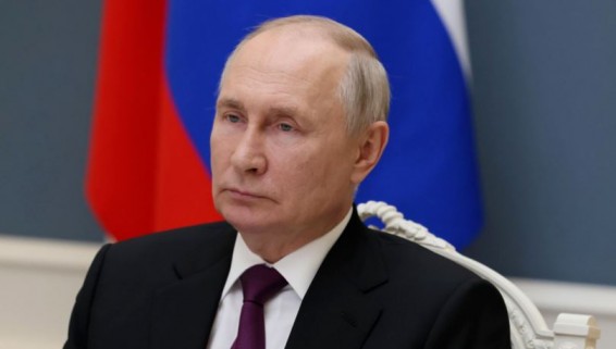 Путин разрешил привлекать подростков к работе в выходные во время каникул