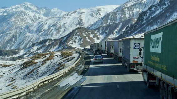 Լարսի ճանապարհը փակ է