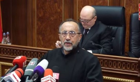 Այսօրվա վիճակում մանր-մունր հարցերով զբաղվելու ժամանակը չէ. Միքայել Սրբազան