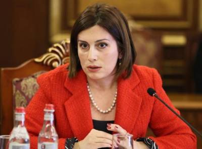 «Հրապարակ». Նախարարի «աբսուրդ» քայլը զարմացրել է բժշկական համայնքին