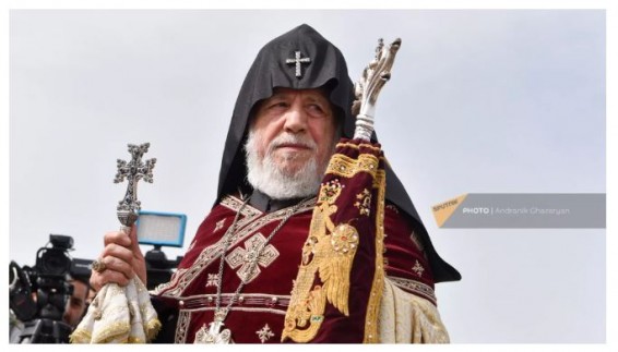 Гарегин II отправится на похороны Папы Римского Франциска