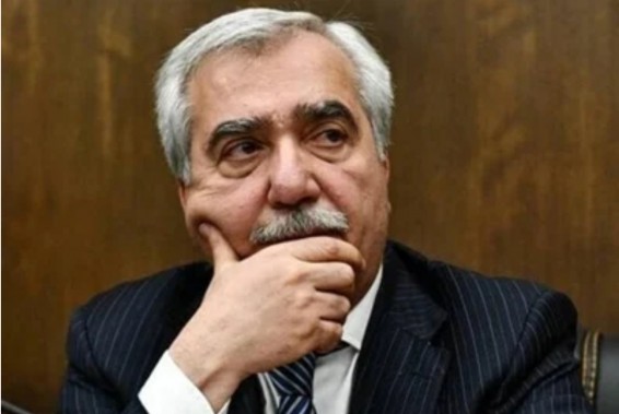 «Ժողովուրդ». Անդրանիկ Քոչարյանը վախվորած է եւ անհանգստացած. նրա միակ պաշտպանը ՔՊ-ական Արմեն Խաչատրյանն է