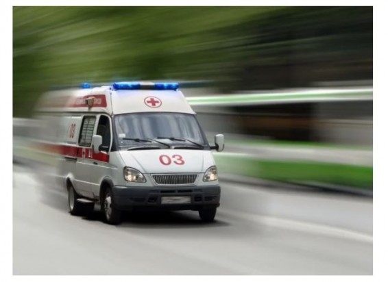 Мужчина с ножом напал на врачей Скорой помощи в Армении, ранен водитель