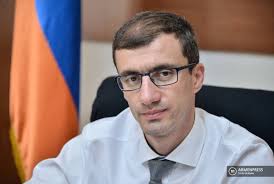 Ամեն տարի աշխատավարձերը և թոշակները պետք է բարձրանան առնվազն գնաճի չափով, ինչպես մի շարք երկրներում է նախատեսված. Առաքելյան