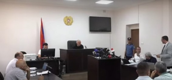 Դատարանը վերացրեց Սերժ Սարգսյանի նկատմամբ կիրառված՝ երկրից բացակայելու արգելքը